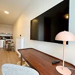 We Live Sharies A405 Apartmán Remeš