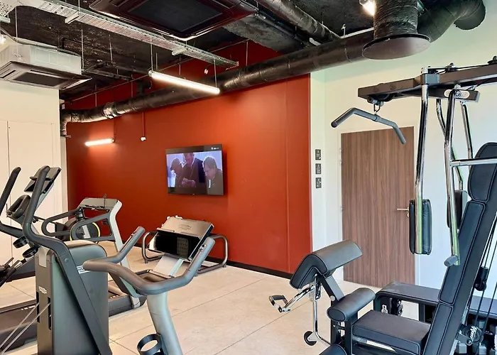 We Live Sharies A405 *